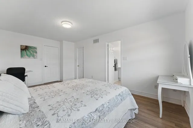 Additional image 3 of 6466 Rallymaster Hts