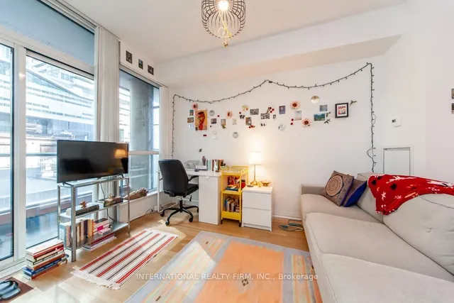 Additional image 12 of 8 Mercer St Unit 318