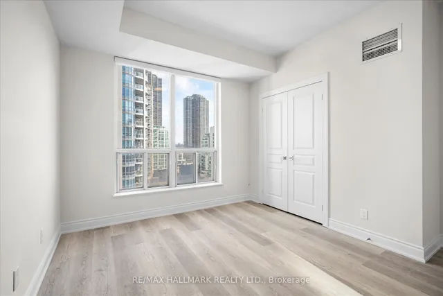 Additional image 22 of 2087 Lakeshore Blvd Unit 803