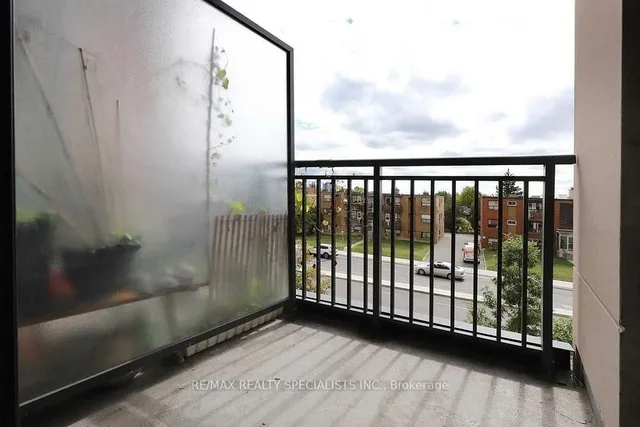 Additional image 20 of 800 Lawrence Ave Unit 216