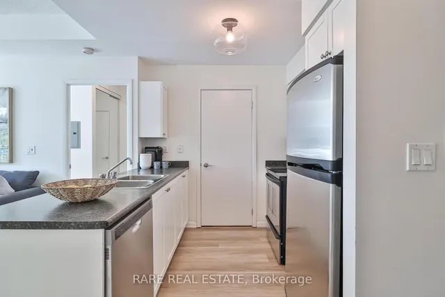 Additional image 26 of 231 Fort York Blvd Unit 233