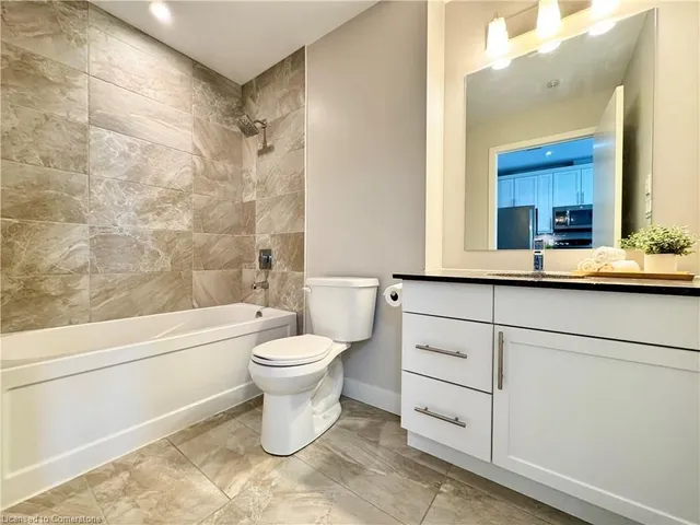 Additional image 25 of 1 Victoria St Unit 1010