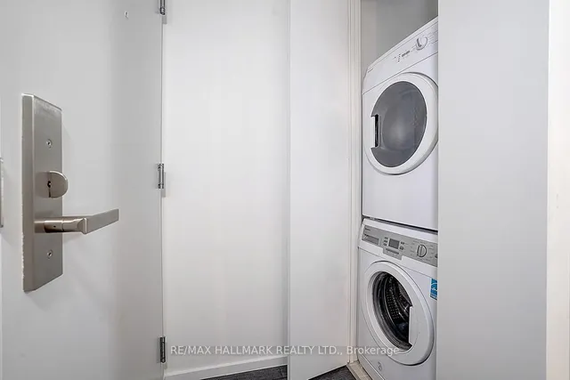 Additional image 39 of 5 St Joseph St Unit 1806