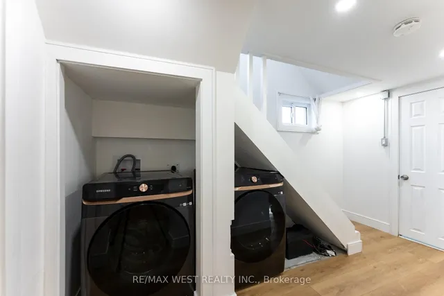 Additional image 38 of 102 Guestville Ave