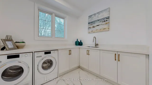 Additional image 24 of 116 Parkwood Crt