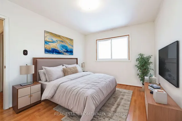 Additional image 21 of 36 Manorglen Cres