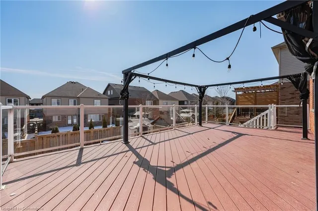 Additional image 31 of 561 Thomas Slee Dr