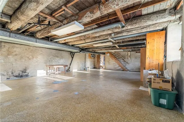 Additional image 36 of 34 Baldwin St