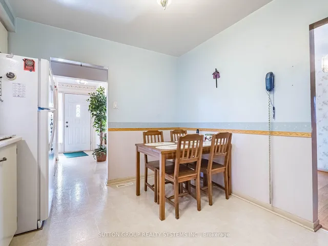 Additional image 24 of 8 Dearbourne Blvd