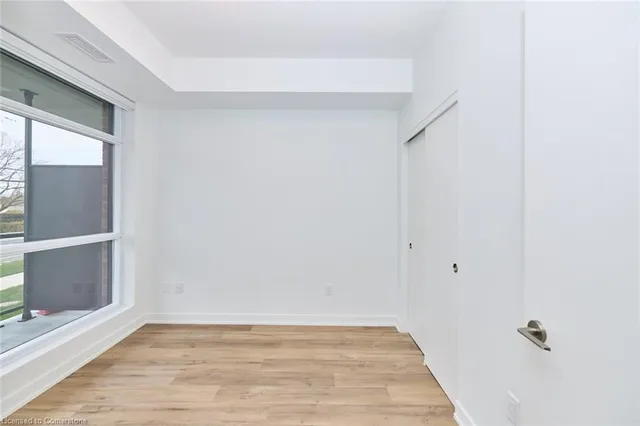 Additional image 29 of 600 North Service Rd Unit 108