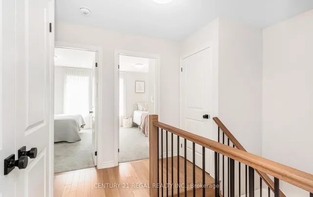 Additional image 32 of 24 Arcola St