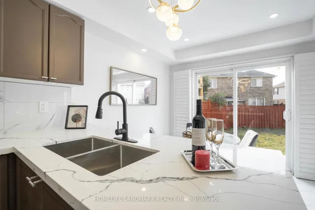 Additional image 13 of 36 Frontenac Cres