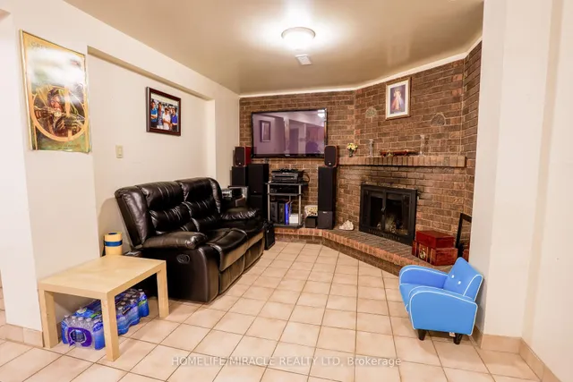 Additional image 21 of 59 Riverton Dr