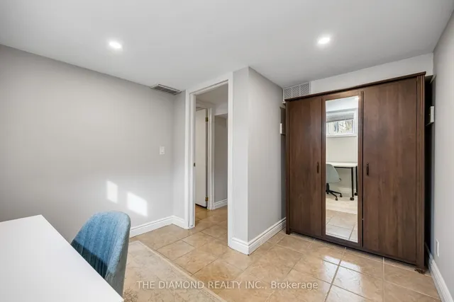 Additional image 40 of 21 Gracefield Ave