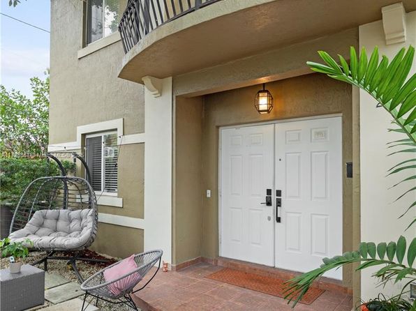 2497 SW 34th Ave #2497, Miami, FL 33145