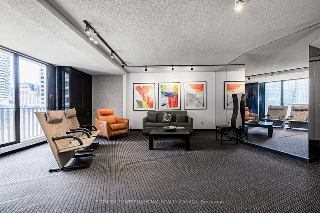 Additional image 5 of 33 Harbour Sq Unit 1008