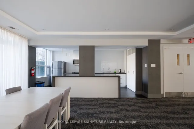 Additional image 28 of 18 Beverley St Unit 322