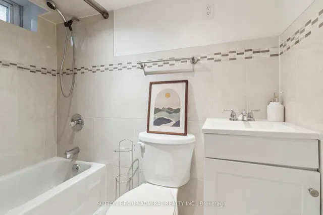 Additional image 34 of 106 Humber Blvd