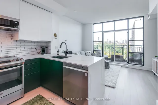 Additional image 9 of 901 Queen St Unit 604