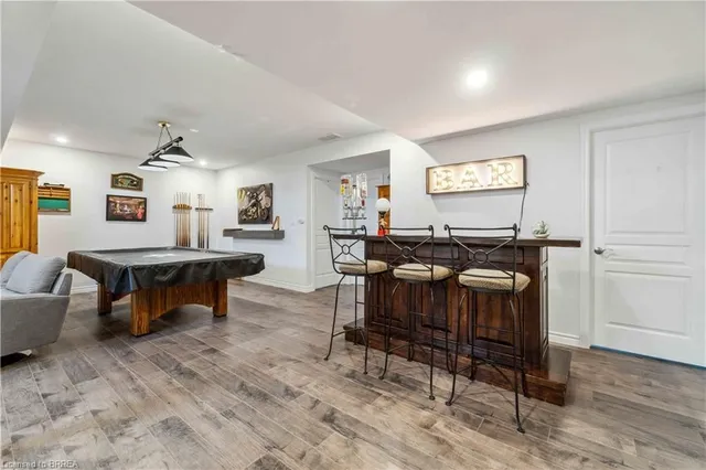 Additional image 29 of 218 Bellagio Ave