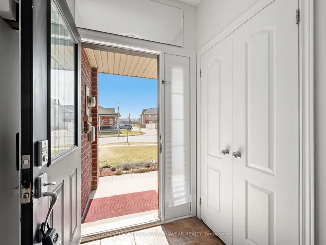 Additional image 5 of 107 Palacebeach Tr