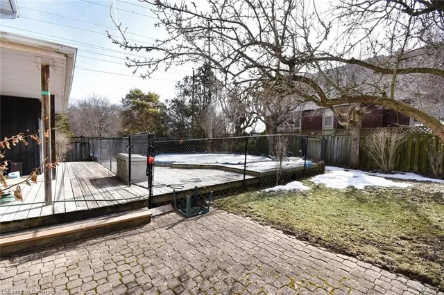 Additional image 38 of 22 Martingrove Dr