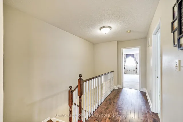 Additional image 18 of 6098 Rowers Cres