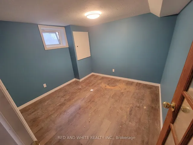 Additional image 13 of 120 Lancaster St