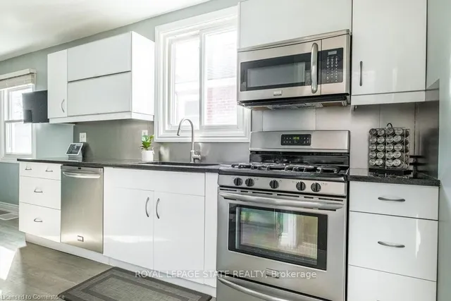 Additional image 10 of 134 Craigroyston Rd