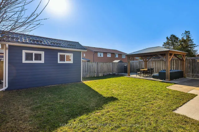 Additional image 26 of 4050 Dunmow Cres