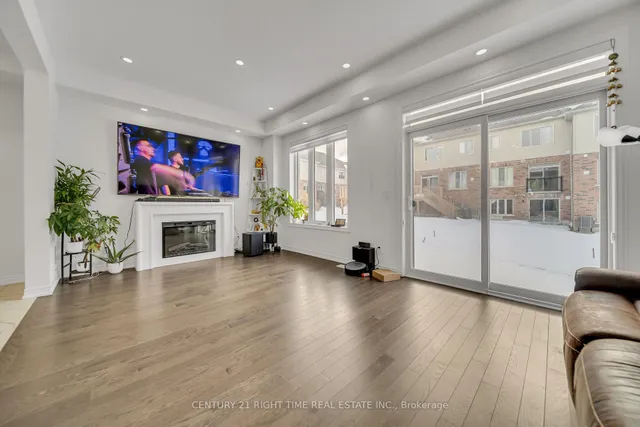 Additional image 9 of 26 Roywood St