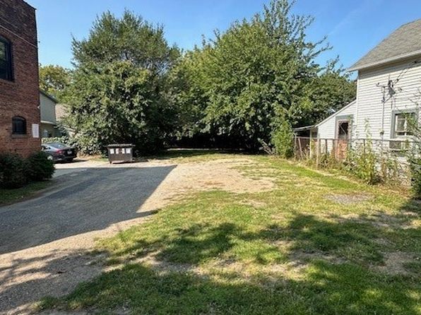 1768 W 38th St, Cleveland, OH 44113