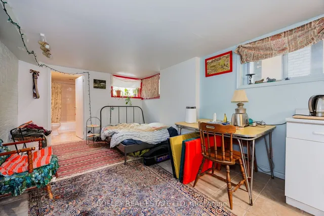 Additional image 28 of 110 Walmer Rd