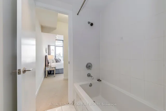 Additional image 23 of 33 Charles St Unit 2009