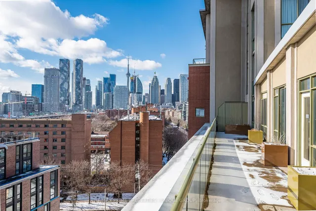 Additional image 34 of 39 Parliament St Unit 703