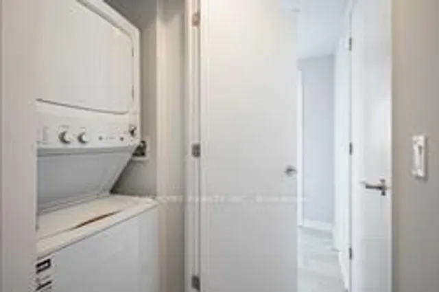 Additional image 12 of 2221 Yonge St Unit 2302