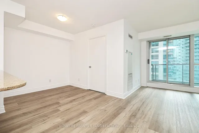 Additional image 12 of 12 Yonge St Unit 1206