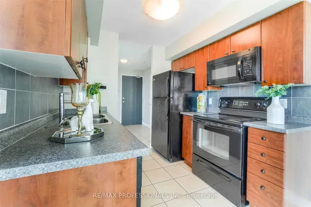 Additional image 17 of 225 Sherway Gardens Rd Unit 2007