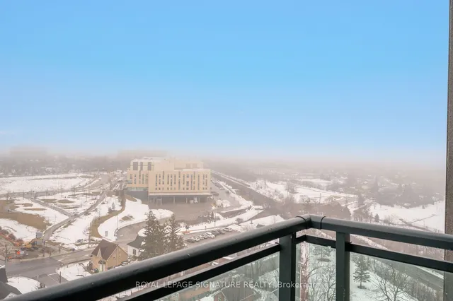 Additional image 18 of 100 John St Unit 1401