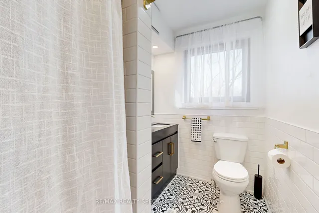 Additional image 32 of 40 Blueridge Sq