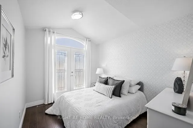 Additional image 21 of 668 Rossellini Dr