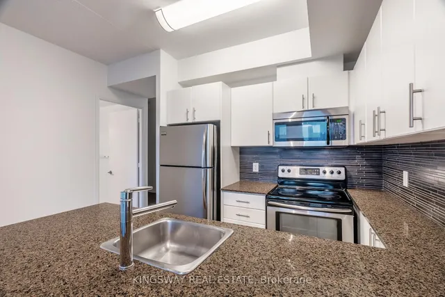 Additional image 12 of 25 Cole St Unit 1709