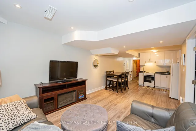 Additional image 42 of 12 Hatton Crt