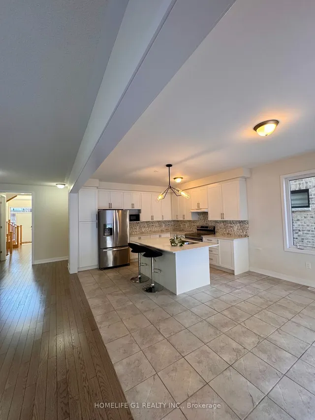 Additional image 5 of 1430 Wellwood Terr