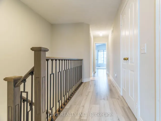 Additional image 15 of 928 Ledbury Cres