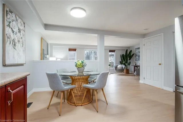 Additional image 20 of 14 Winding Meadow Crt