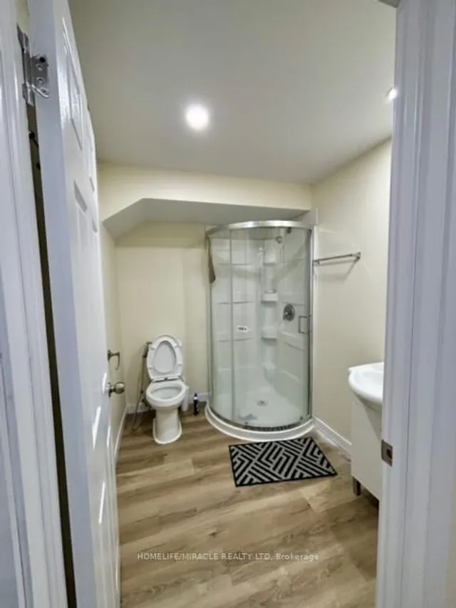 Additional image 26 of 430 Pioneer Dr Unit 6