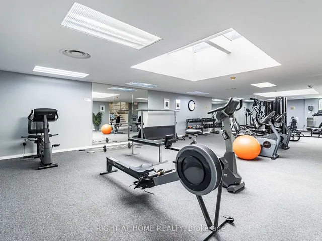 Additional image 18 of 36 James St Unit 303