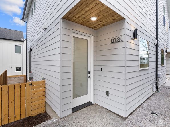 Primary image of 10338 Wallingford Avenue N UNIT C, Seattle, WA 98133