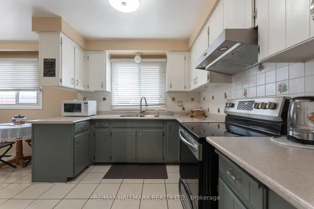 Additional image 12 of 258 Apache Tr